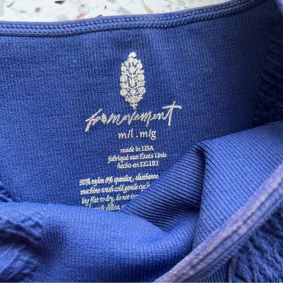 NEW! Free People Good Karma Square Neck Textured Sports Bra Outer space blue M/L - Picture 5 of 5